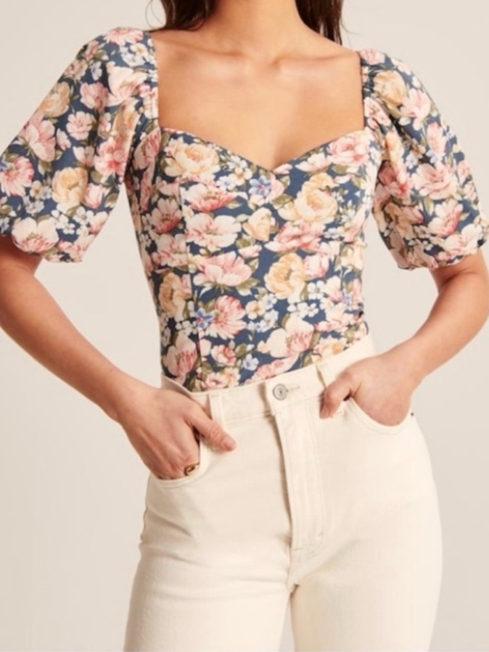 Abercrombie & Fitch Floral Puff-Sleeve Crop Top in Navy, Pink, Cream